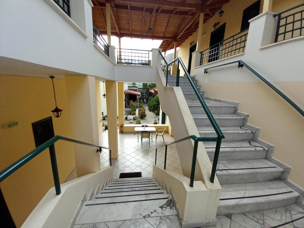 Costa-Rini Hotel Leonidio Exterior photo