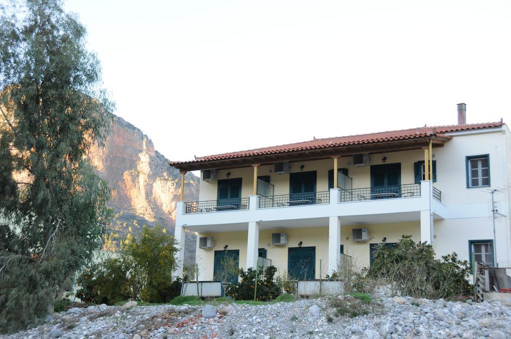 Costa-Rini Hotel Leonidio Exterior photo