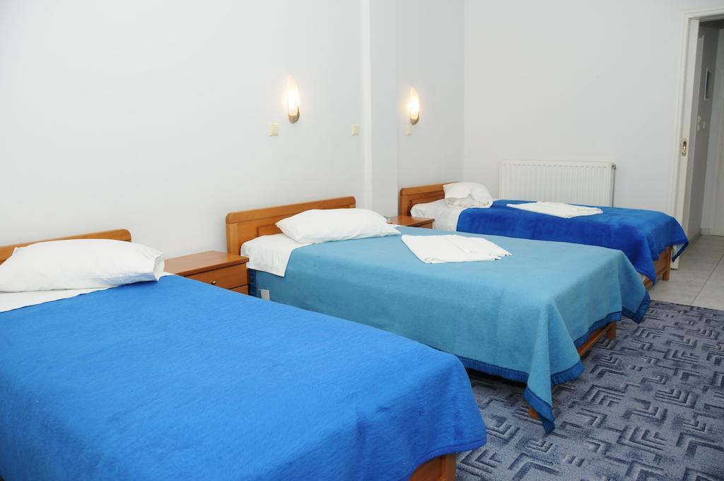Costa-Rini Hotel Leonidio Room photo
