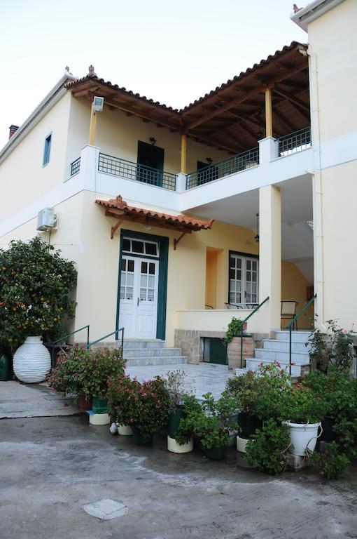 Costa-Rini Hotel Leonidio Exterior photo